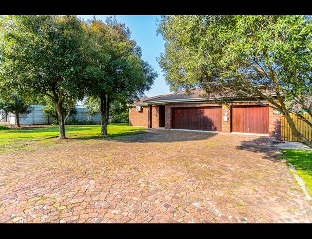6 BEDROOM HOUSE RENTED IN DURBANVILLE CENTRAL